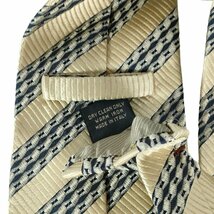 良品 Ermenegildo Zegna エルメネジルドゼニア シルク100％ レジメンタルストライプ柄 レギュラータイ ネクタイ ベージュ×ネイビー J_画像7