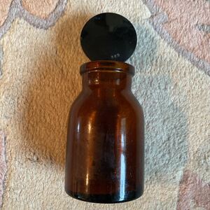 投薬瓶　褐色遮光　装置瓶　薬瓶　粉薬