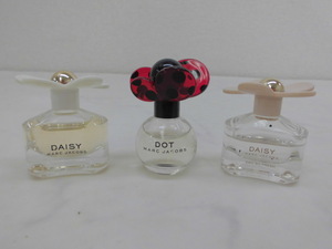 4701●レア香水　MARC JACOBS ミニボトル香水 DAISY　3点セット●