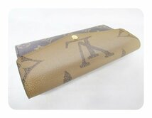 [fns] 美品 LOUIS VUITTON ルイヴィトン モノグラム ジャイアント リバース ポルトフォイユ サラ M80726_画像6