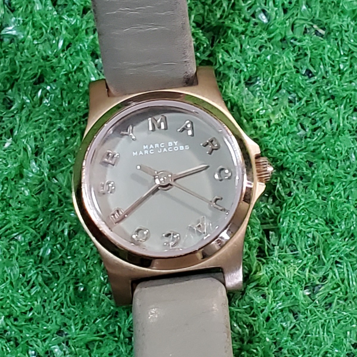 MARC JACOBS 腕時計の値段と価格推移は？｜1,262件の売買情報を集計 