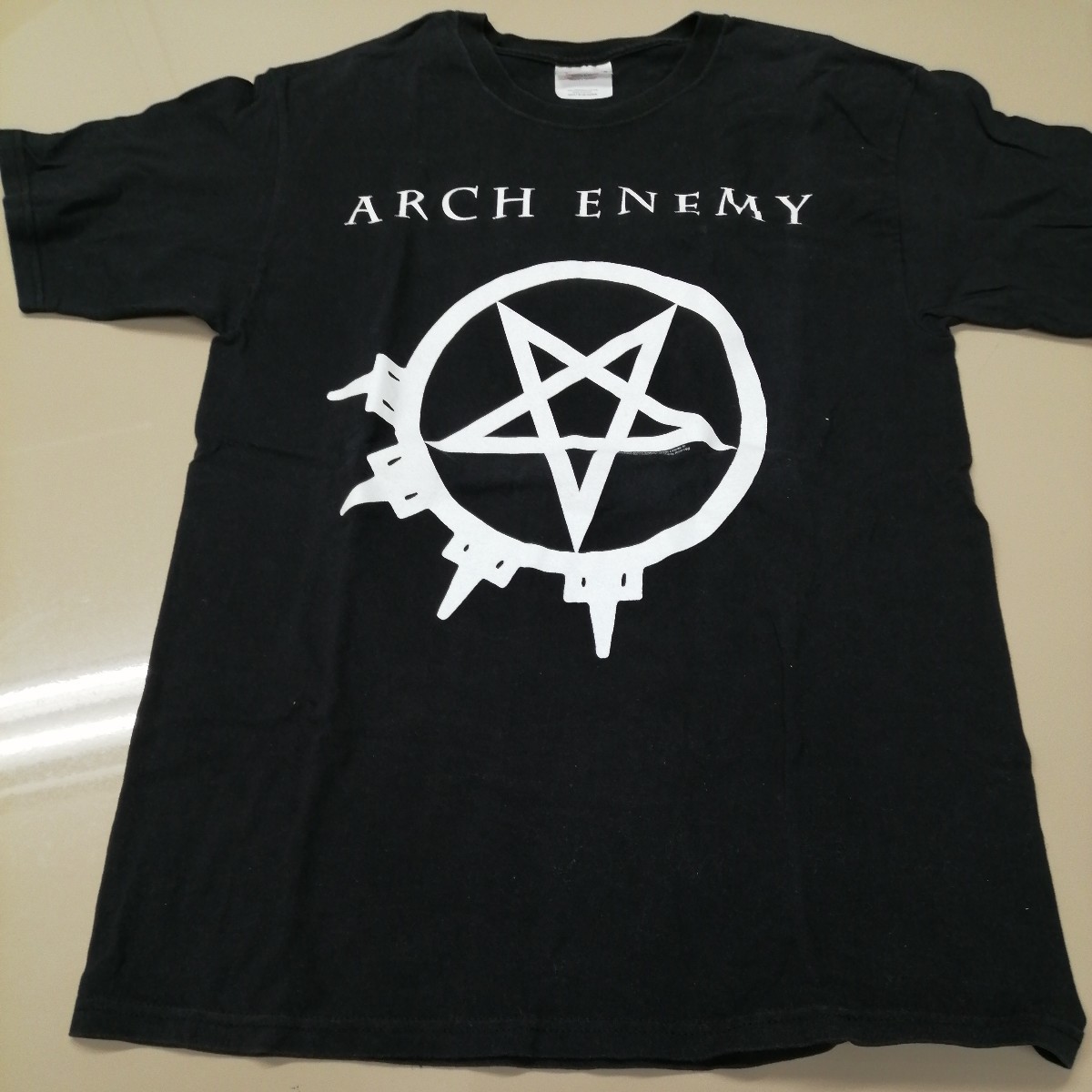 ヤフオク! -「(our own worst enemy)」(Tシャツ) (記念品、思い出の品