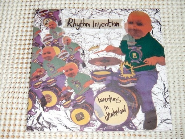 廃盤 Rhythm Invention Inventures In Wonderland / 初期 WARP 秀作 / Mark Bell ( LFO )との unknown でも活躍した Richard Brown 在籍