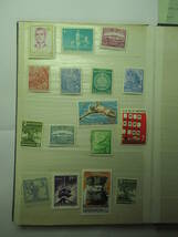 外国の切手　８１枚　プラス　日本の切手　２枚　合計８３枚　A-02　未使用の様です_画像1