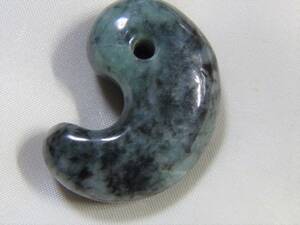  thread fish river ..*...* jade *. sphere *106