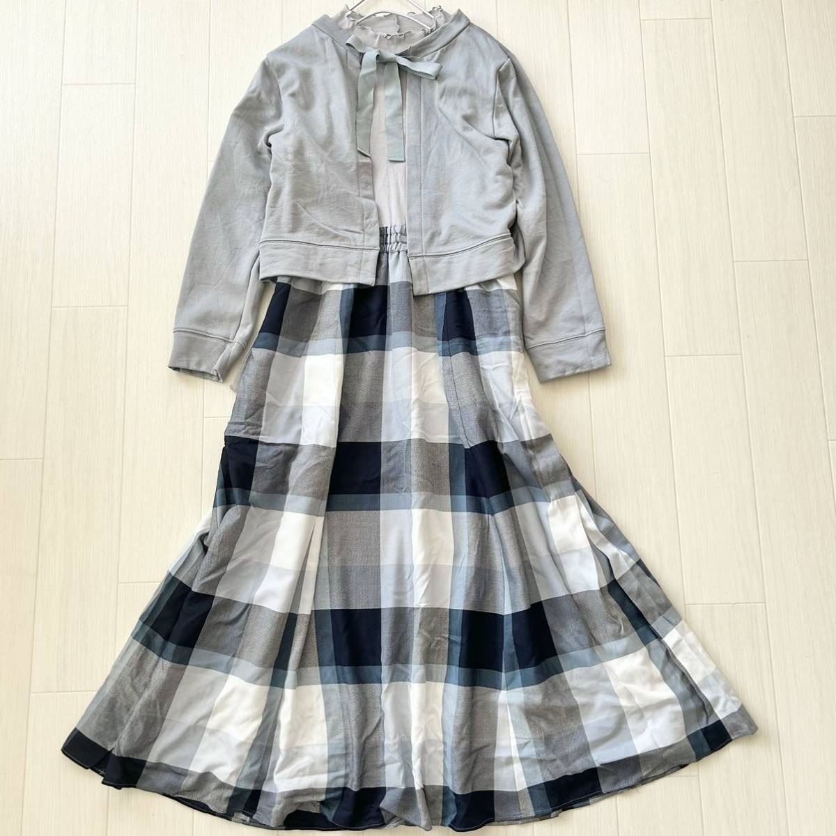 激安で販売 ブルーレーベルクレストブリッジ30裏毛表起毛フード付き