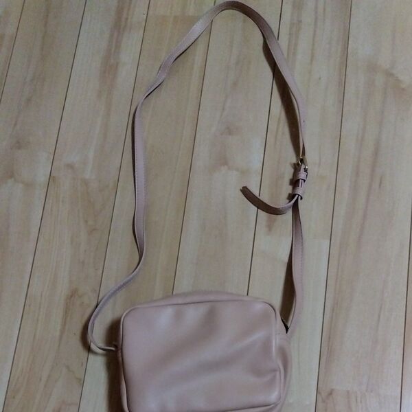 【新品未使用】FOREVER21 ショルダーバック ピンク