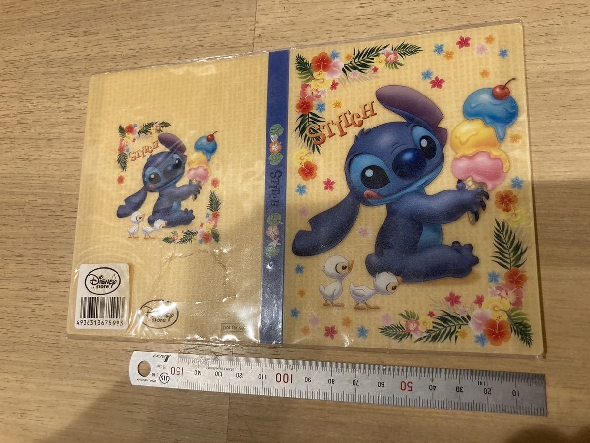 La nouvelle trousse photo Lilo et Stitch n'est pas vendue dans le Disney Store, antique, collection, disney, autres