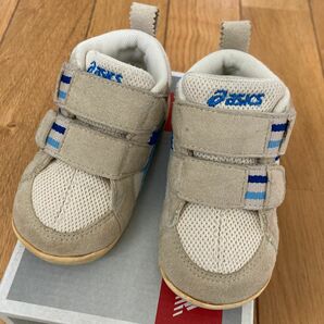 asics ベビーシューズ　13.5cm