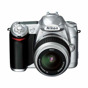 Nikon D50 シルバー デジタル一眼レフカメラ レンズキット〔AF-S DX ズームニッコール ED 18~55mm F3.5~5.6