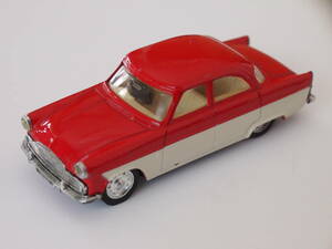 Corgi コーギー 1/43 FORD ZODIAC MK2 英国製　ジャンク