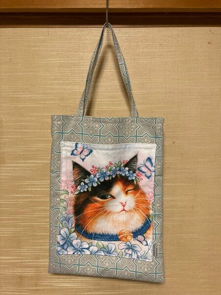 お値下げしました☆猫パネル　花冠　貴族ネコ　トートバッグ　A4ファイルサイズ　ハンドメイド