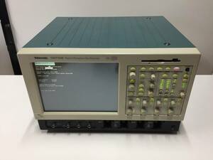 A20228)Tektronix TDS7704B Digital Phosphor Oscilloscope 7GHz 4ch オシロスコープ 中古