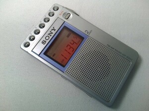 SONY 　FM/AMポケットラジオ ICF-R351　★動作品！難あり