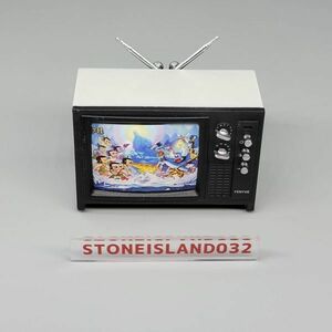 旧型アナログテレビ ミニチュア ドールハウス ホワイト 玩具 小物 家電製品 レトロ おもちゃ ジオラマ 模型 ミニチュアシリーズ L461