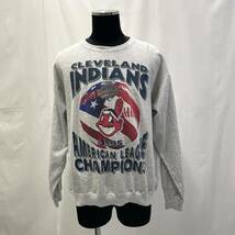 USA古着 90s MLB インディアンズ プリント スウェット アメリカ製 STARTER トレーナー 霜降りグレー 野球 INDIANS ヴィンテージ_画像2