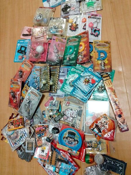 onepiece ワンピース 一番くじ ストラップ とその他 セット