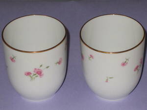 Noritake ノリタケ JAPAN★湯呑み 湯飲み コップ カップ 食器 陶器★花柄★2客★直径:6.4cm 高さ:約7.4㎝