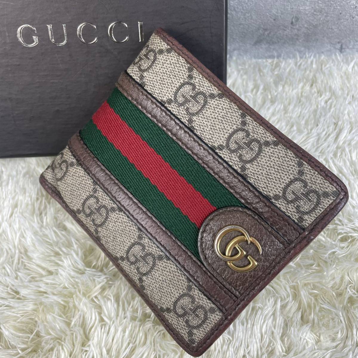 ヤフオク! -「gucci ggスプリーム 二つ折り財布」の中古品・新品・古着一覧