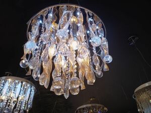 o bargain design chandelier LED halogen E17( lamp ) crystal. brilliancy . gorgeous . chandelier exhibition goods 