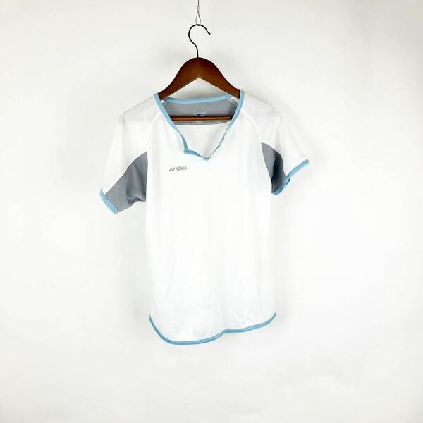 YONEX ヨネックス ゲームシャツ 練習着 バドミントン テニス ポロ 半袖 ホワイト スポーツ トレーニング ウェア ロゴ シンプル 襟なし 白