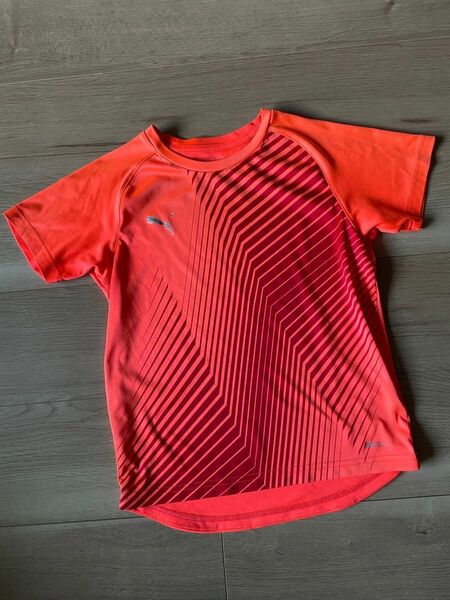 PUMA シャツ　140㎝　蛍光オレンジ　プーマ　サッカー　練習着　トレーニング　プラクティスシャツ