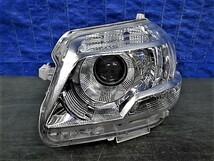 1420　シエンタ　ダイス　NCP81G　NCP85G　後期　左ライト　HID　52-240　レンズ美品_画像1