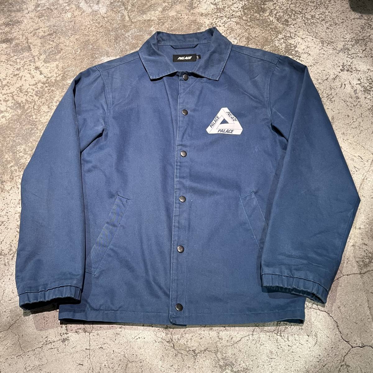 ヤフオク! -palace コーチジャケットの中古品・新品・未使用品一覧
