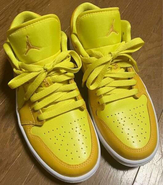 NIKEスニーカー／24cm yellow系(値下げ不可)