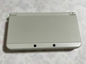 Newニンテンドー3DS ホワイト　海外