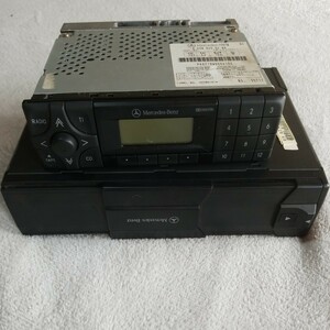 ベンツ W202 CD ラジオ　オーディオコントローラーと、６連装　CDチェンジャー　C240より取り外し