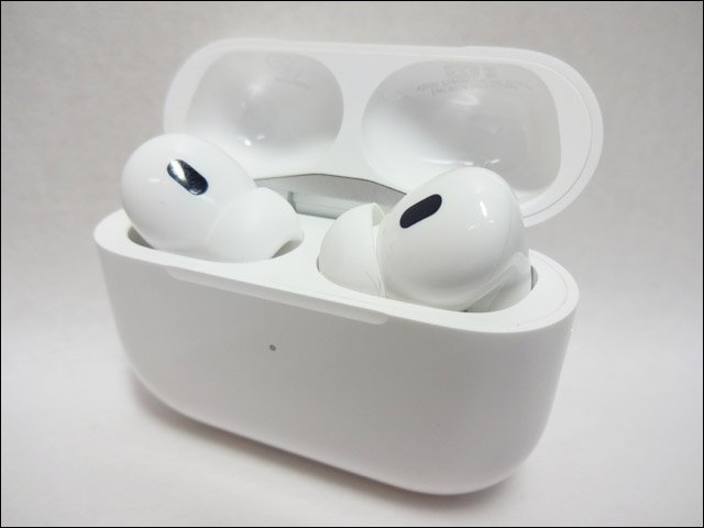 オーディオ機器 ヘッドフォン Apple AirPods Pro 第2世代 MQD83J/A オークション比較 - 価格.com