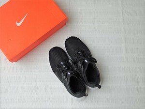 即決★新品 NIKE 24cm スニーカー AIR MAX BELLA TR2 エアマックス ベア ナイキ レディース 