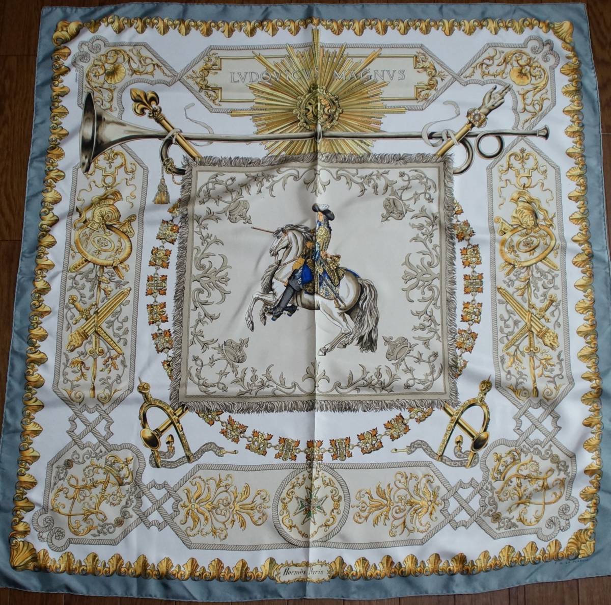 ヤフオク! -「エルメススカーフ ヴィンテージ」(エルメス)の中古品 ヤフオク! -「エルメススカーフ ヴィンテージ」(エルメス)の中古品