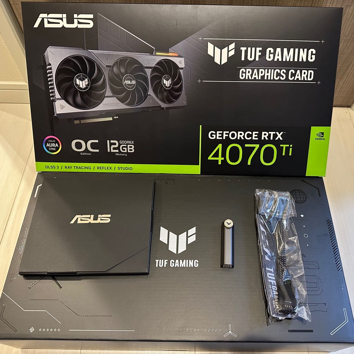 ASUS ASUS TUF-RTX4070TI-12G-GAMING I/Oパネル等の付属品無し