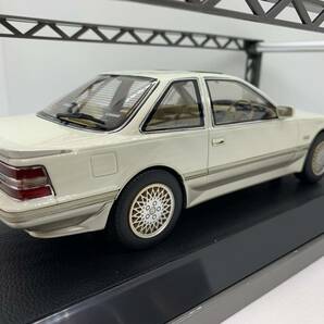 Hobby Japan 1/18 トヨタ ソアラ Toyota Soarer 3.0 GT Limited MZ21 Air-Suspention 1988 Crystal White Toning Ⅱ 9014 J01-01-016の画像4