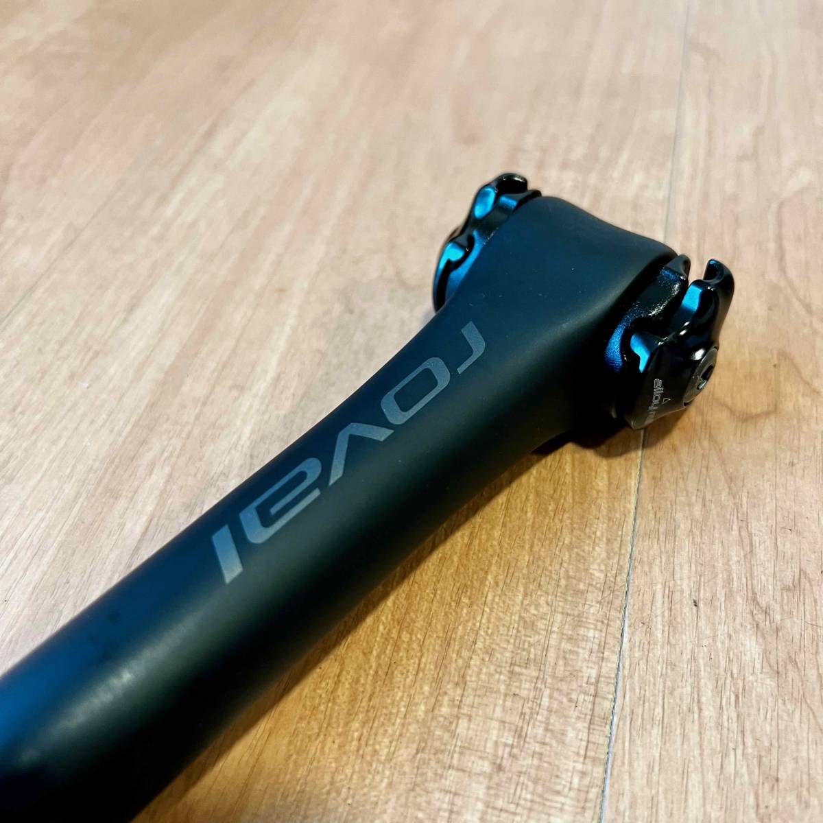 新品・未使用】PAUL シートポスト30.9㎜/パープル 直売超特価 demo