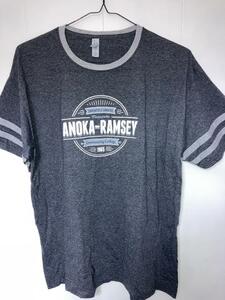 アメリカ輸入古着　カレッジロゴ Tシャツ アノーカ・ラムジー・コミュニティ・カレッジ