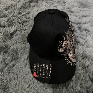 新品★ブラック★ドラゴン柄★チャイニーズ風★野球帽★キャップ★ユニセックスベースボールキャップ キャップ帽子 