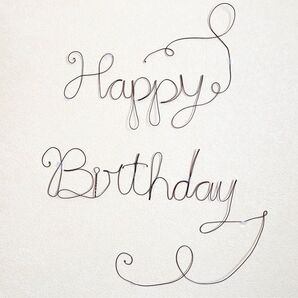 134.ハンドメイド*ワイヤークラフト ハッピーバースデー