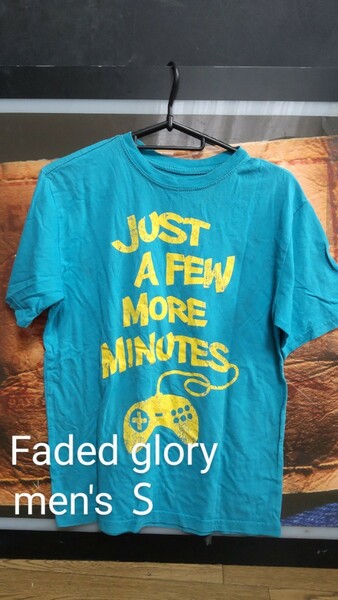 Faded glory プリントTシャツ
