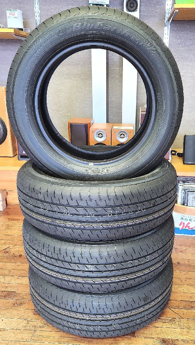 ヨコハマスタッドレス225／60R17  99Q深溝