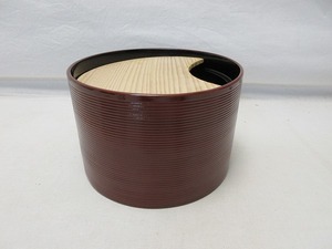 I04040 【 美品 茶道具 木製溜塗 茶巾落とし 千筋 寸胴 箱無 】 検) 茶器 茶事 茶具 茶巾入れ お点前 おもてなし 来客 お抹茶 和物 ⅰ