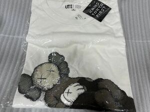 ☆新品未使用☆UNIQLO ×KAWS UT ユニクロ×カウズ コラボ サイズ4XL