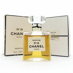 CHANEL シャネル No.19 パルファム 14ml ☆残量たっぷり9割　送料350円