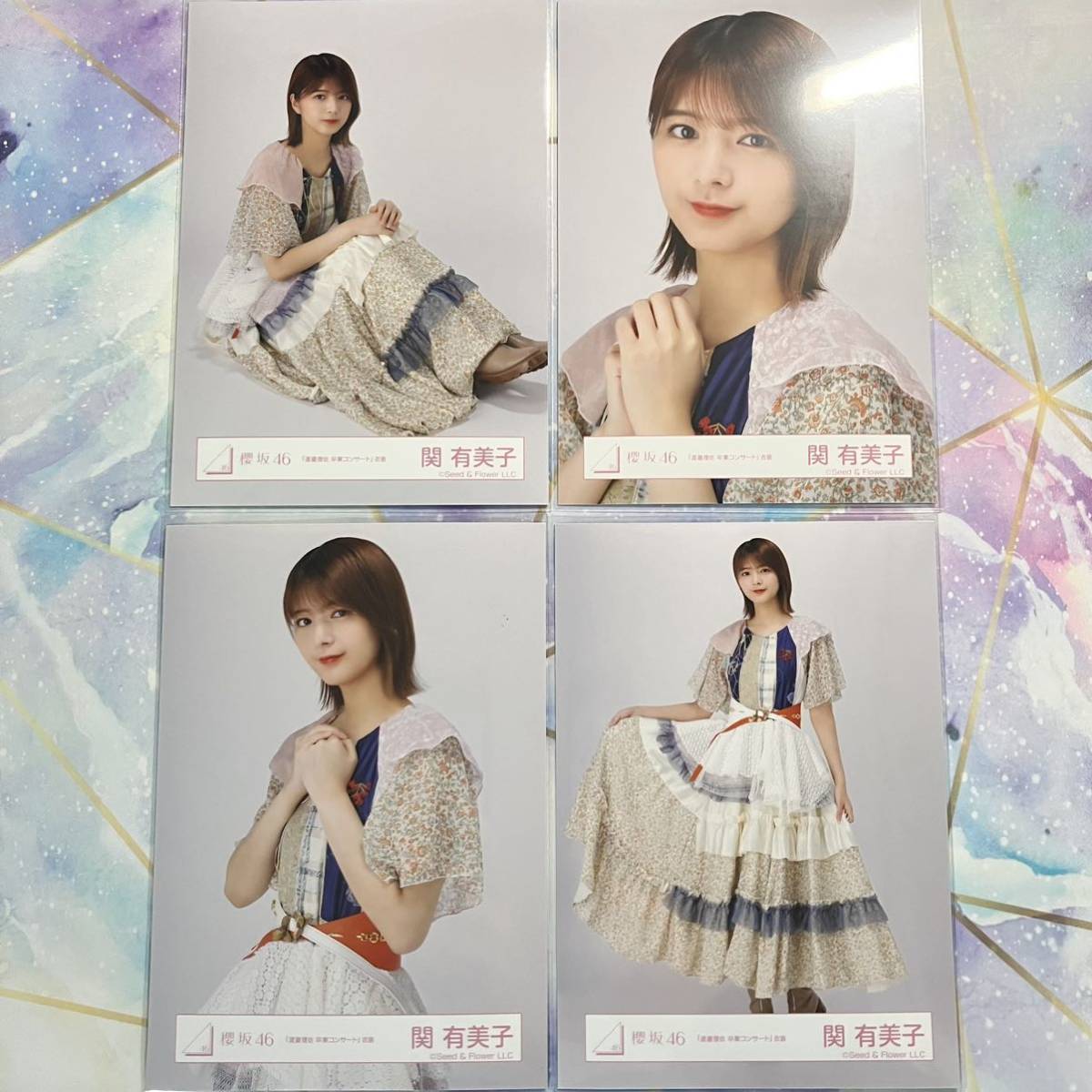 櫻坂46 関有美子 生写真 2022 クリスマス サンタ衣装 チュウ サイン