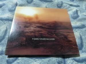 Nine Inch Nails / Y34RZ3R0R3M1X3D　二枚組　　　　3枚以上で送料無料