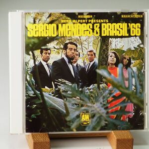 【日本盤】セルジオ・メンデス　SERGIO MENDES & BRASIL '66