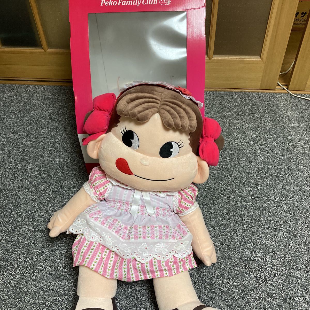 ペコちゃん ジャンボぬいぐるみの値段と価格推移は?|13件の売買情報 ペコちゃん ジャンボぬいぐるみの値段と価格推移は?|13件の売買情報