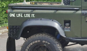 送料無料 ONE LIFE LIVE IT 4X4 OFF ROAD STICKERS DECALS LAND ROVER オフロード ステッカー シール デカール 2枚セット ホワイト